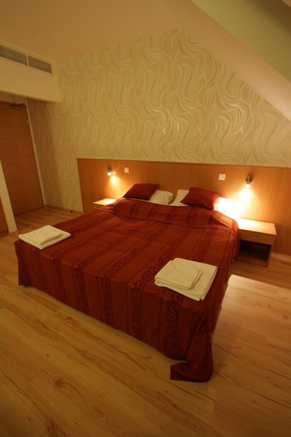 Hotel Belvardi Fogado Belvárdgyula