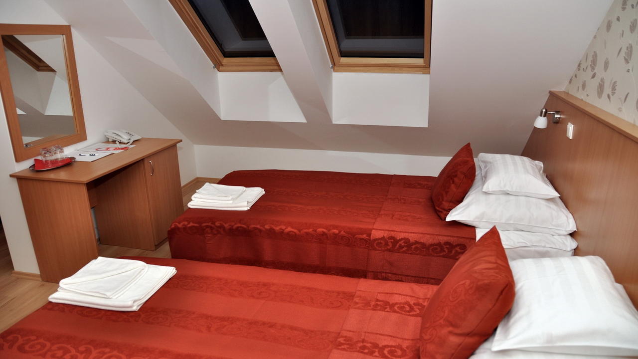 Hotel Belvardi Fogado Belvárdgyula
